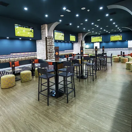 Kn Columbus 公寓式酒店 3*