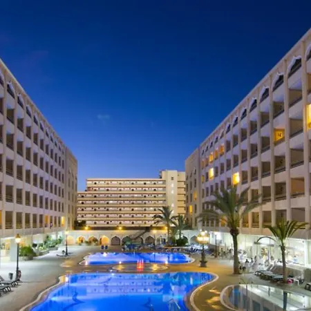 Kn Columbus Apartmanhotel 3*
